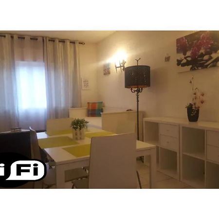 Quarteira Home Beach Ferias Tranquilas A 1Km Da Praia Totalmente Renovado 外观 照片